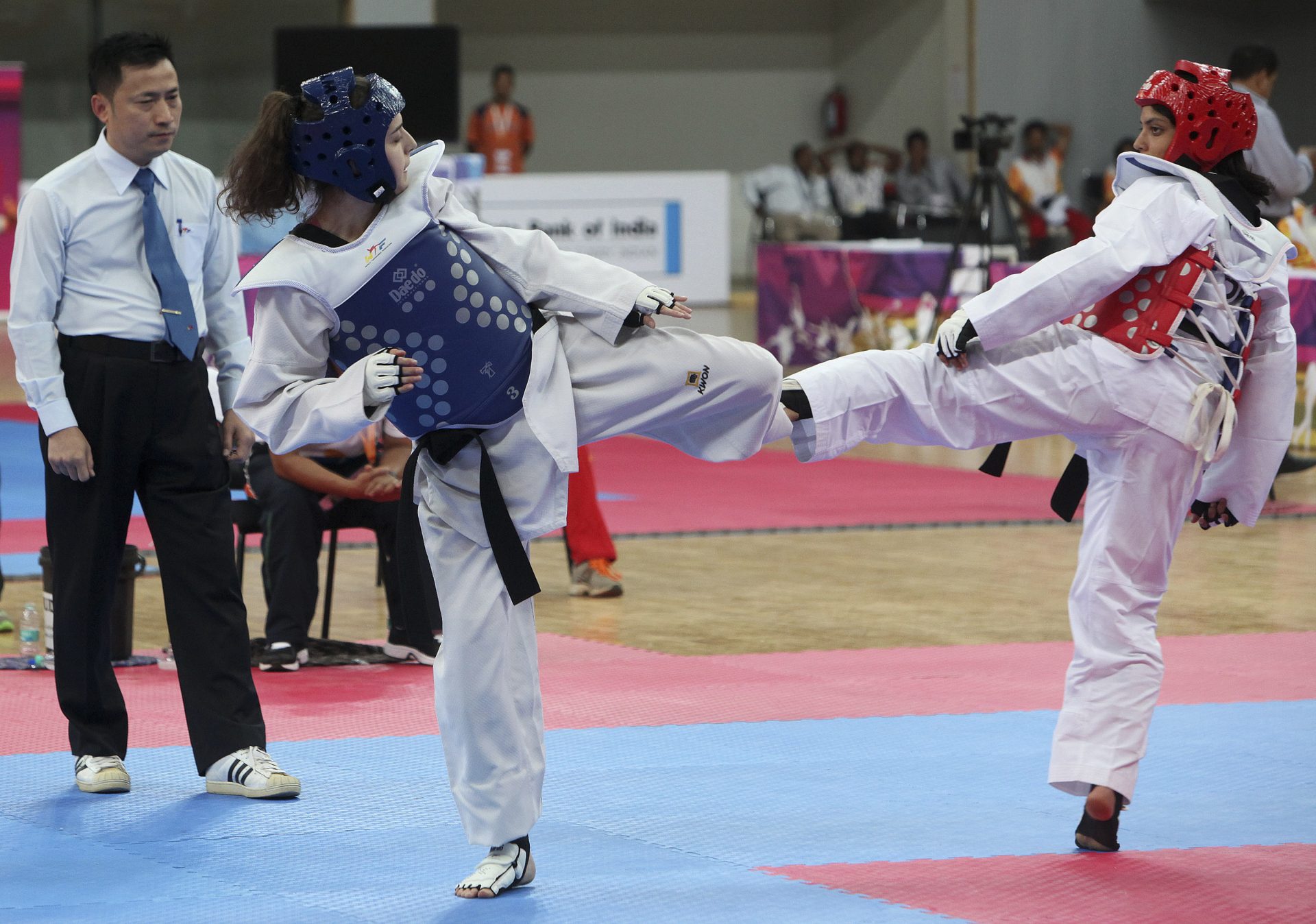Competição feminina de taekwondo -57 kg na III Edição dos Jogos da Lusofonia. Pavilhão Multiusos de Peddem, em Mapusa, em Goa, Índia, 26 de Janeiro de 2014. GONÇALO LOBO PINHEIRO/LUSA