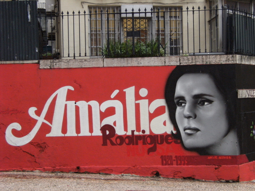 amalia_rodrigues-mural
