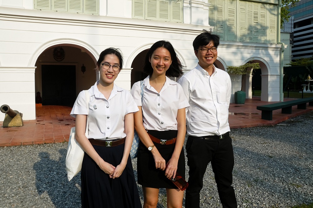 “Língua bonita” com sotaque do Brasil leva tailandeses à sala de aula